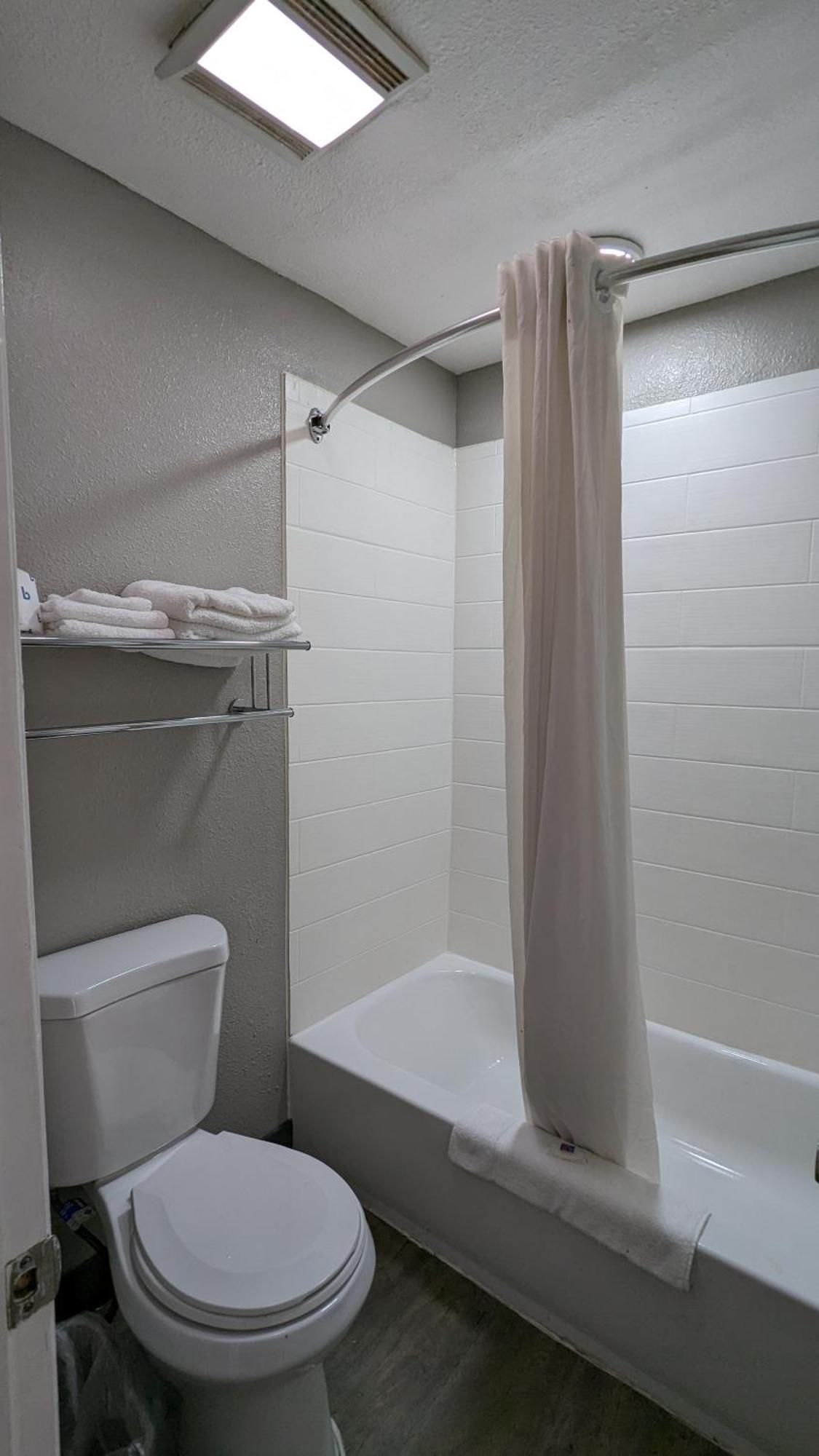 Motel 6-Nashua, Nh - South Exterior photo